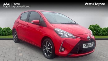 Toyota Yaris 1.5 VVT-i Icon Tech 5dr Petrol Hatchback